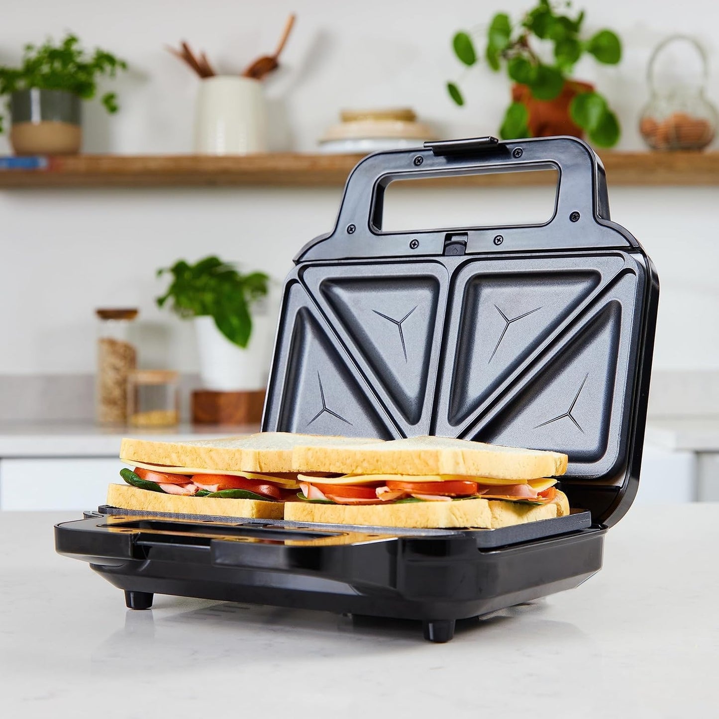 Breville 3-in-1 Ultimate Snack Maker – Toastie, Waffle & Panini Press, Black & Stainless Steel [VST098]